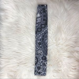 Bandi | Black and White Running Belt